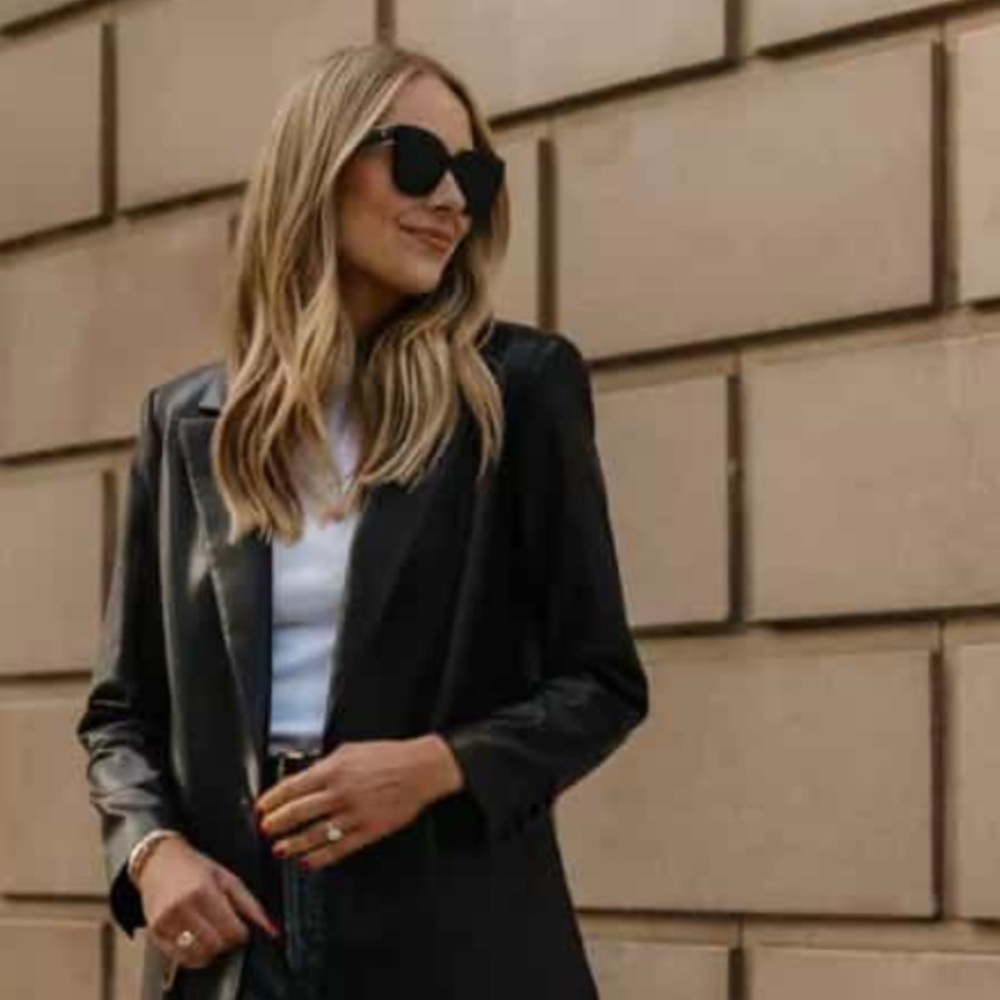 Black casual blazer